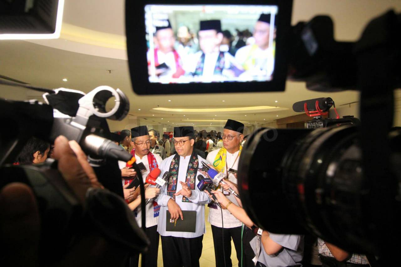 Gubernur Anies Baswedan...