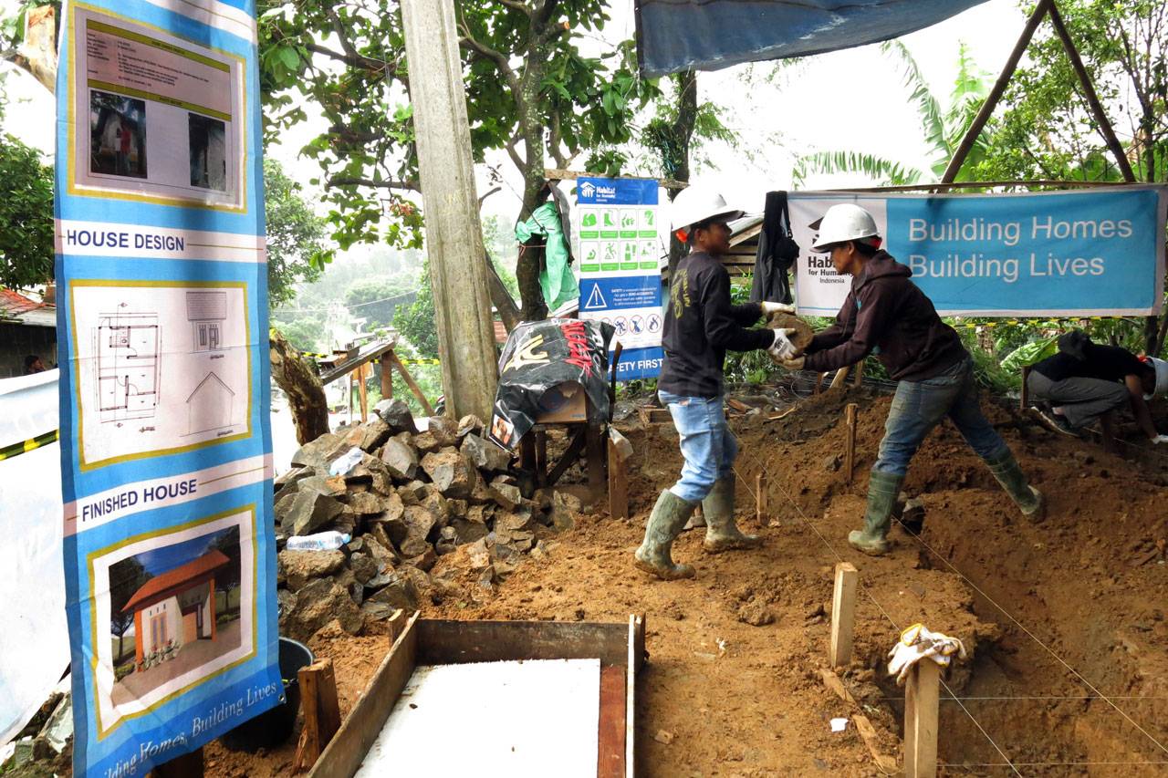 Amar Bank Bangun 20...