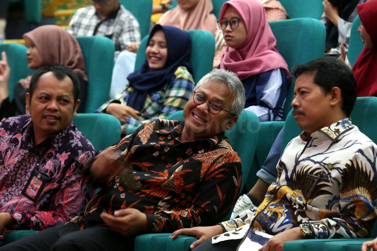 KPU Goes To Campus Sambangi...