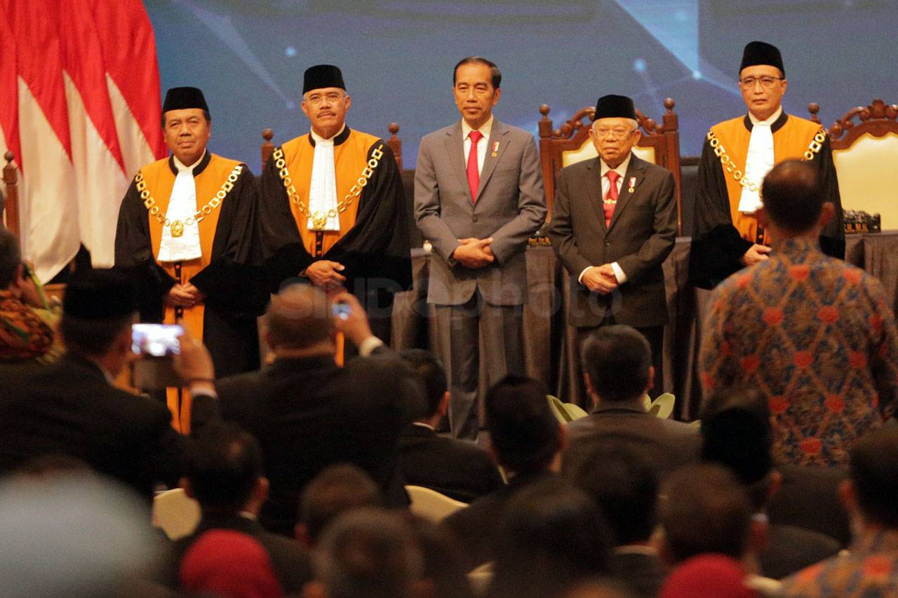 Presiden Jokowi Hadiri...