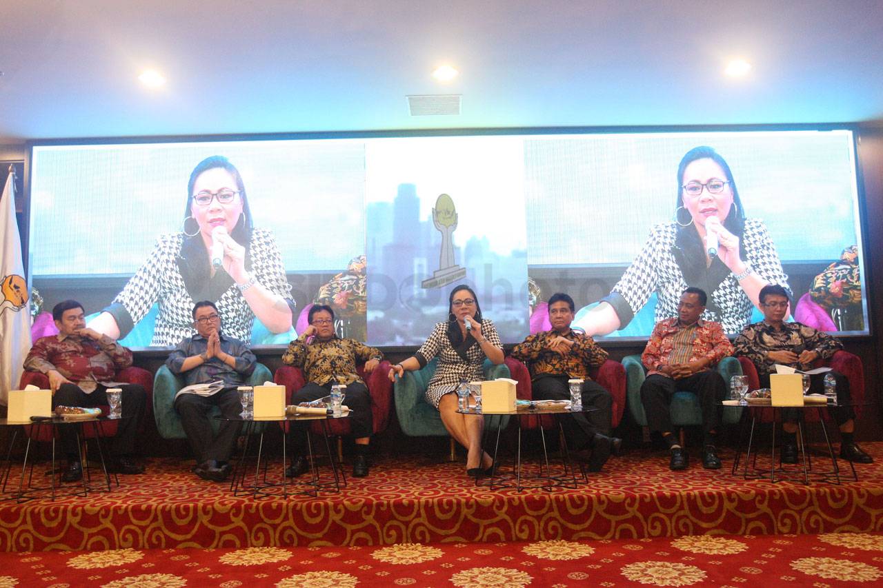 Hipmi Gelar Dialog Prospek...