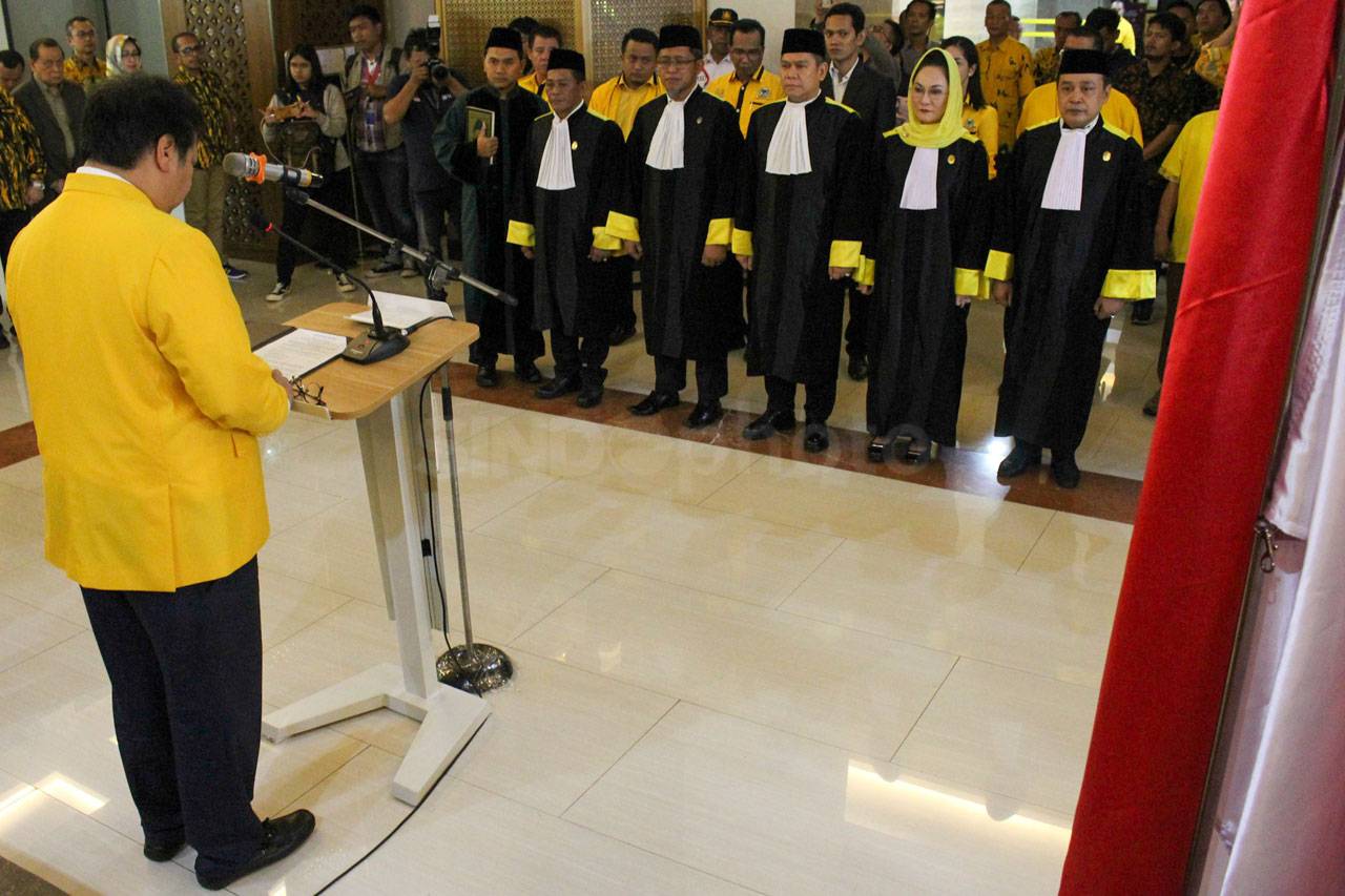 Airlangga Hartarto Melantik...