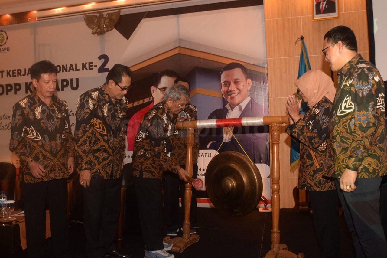 DPP Kerapu Gelar Rakernas...