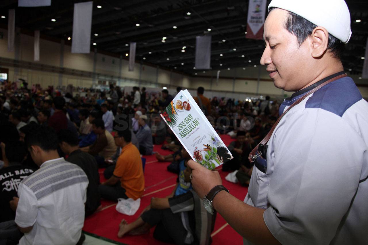 Peluncuran Buku Juru...