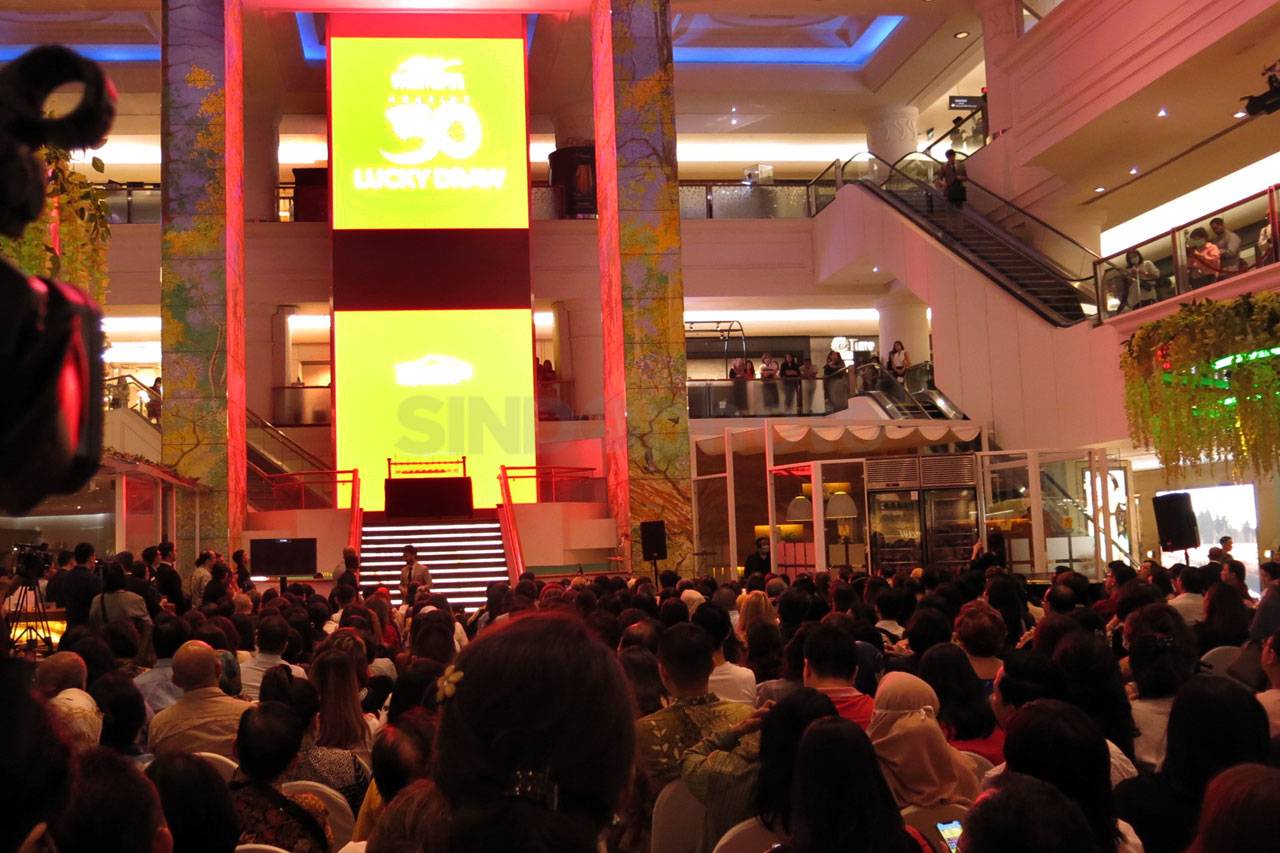Plaza Indonesia Gelar...