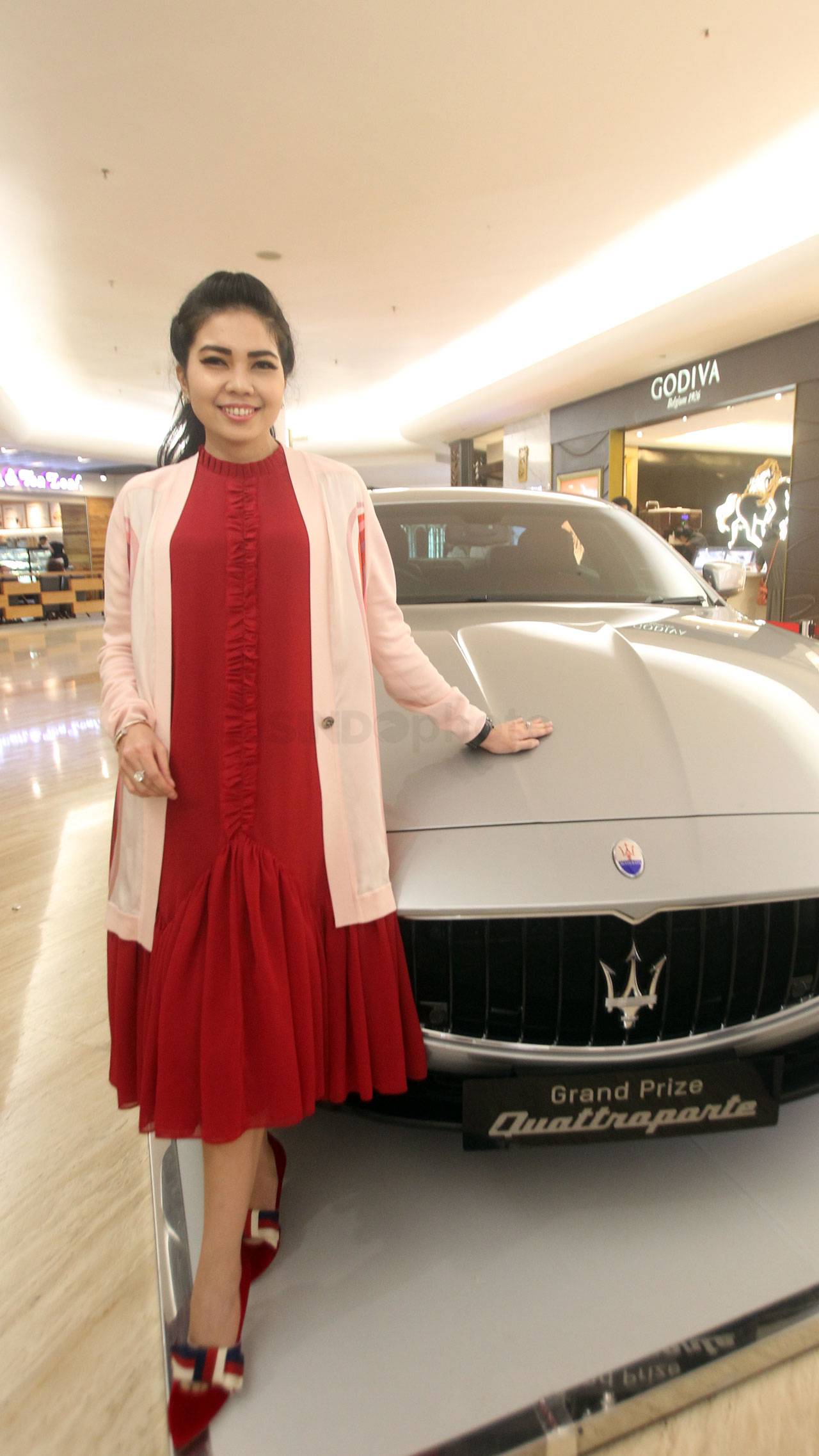 Plaza Indonesia Gelar...