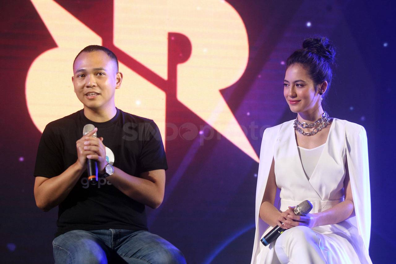 Gandeng Pevita Pearce,...