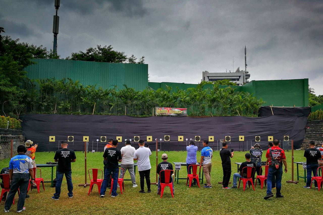 Kejuaraan Tembak Reaksi...