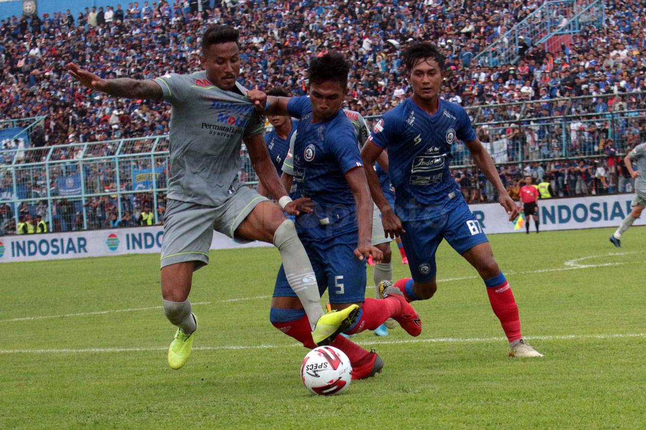 Persib Bandung Permalukan...