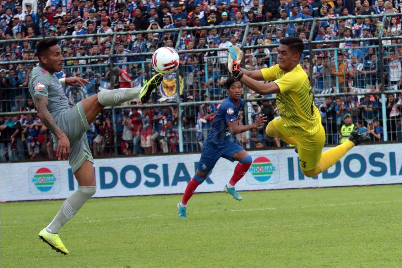 Persib Bandung Permalukan...