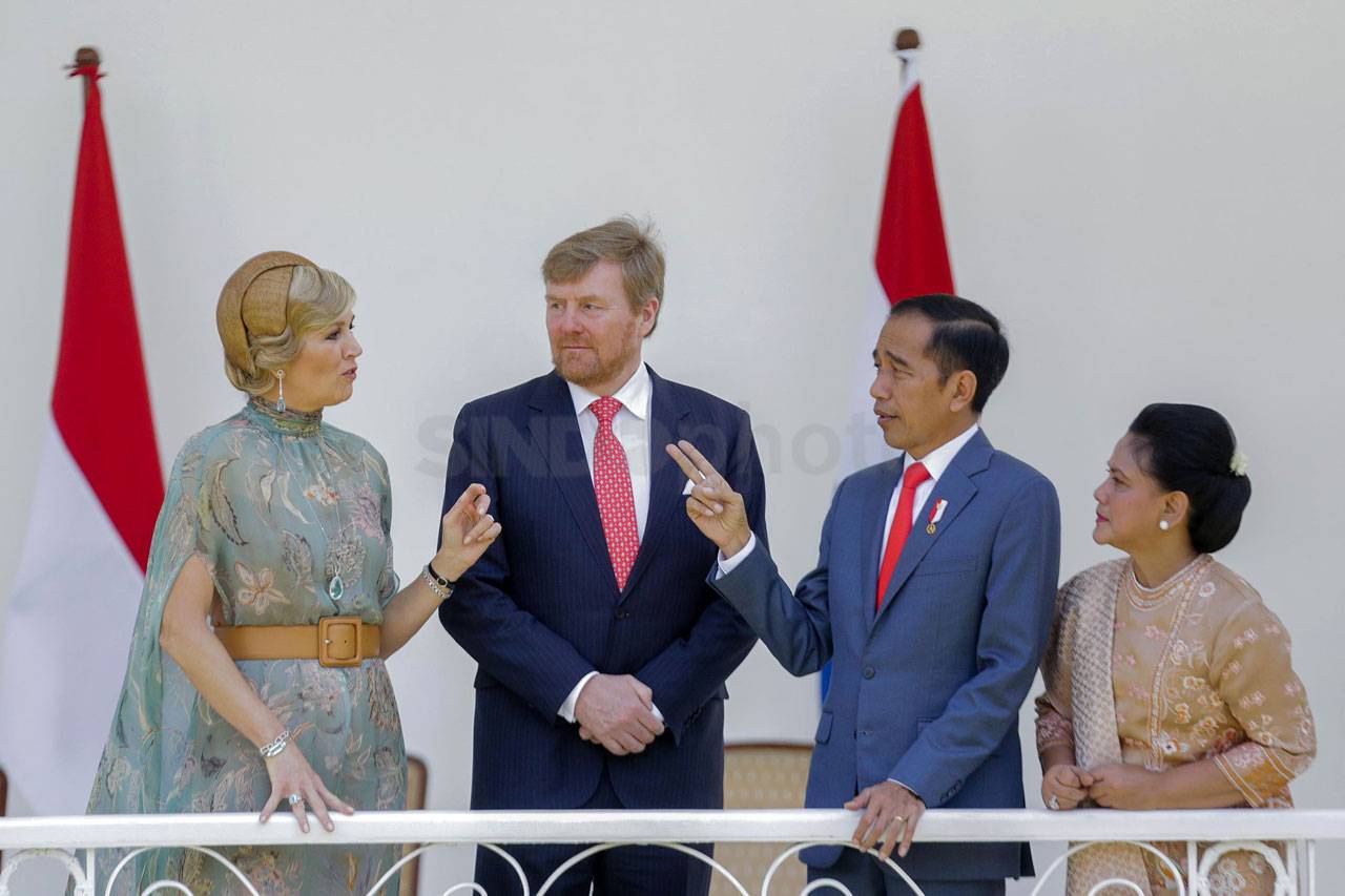 Presiden Jokowi Terima...