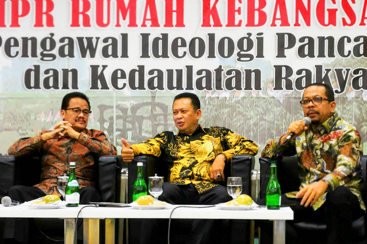 Diskusi Empat Pilar:...