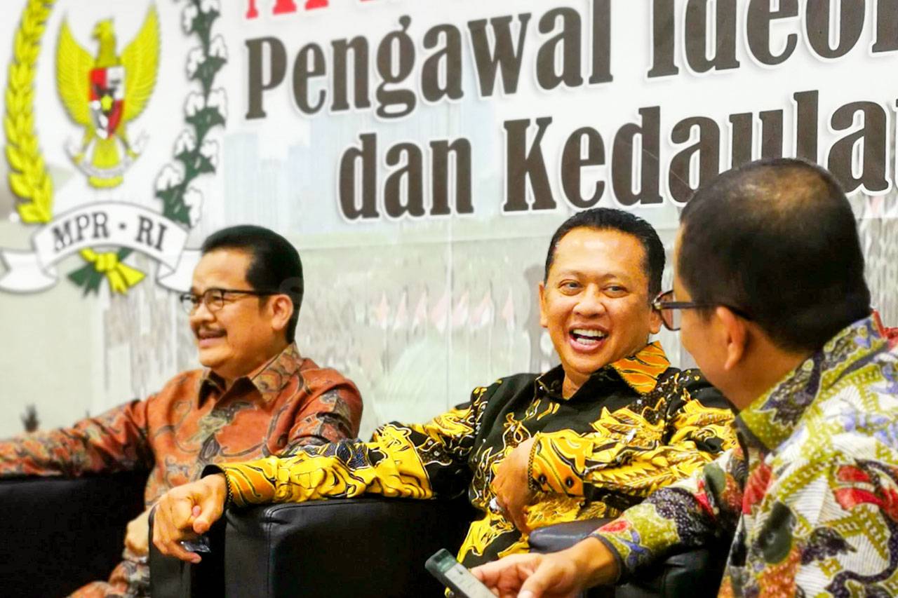 Diskusi Empat Pilar:...