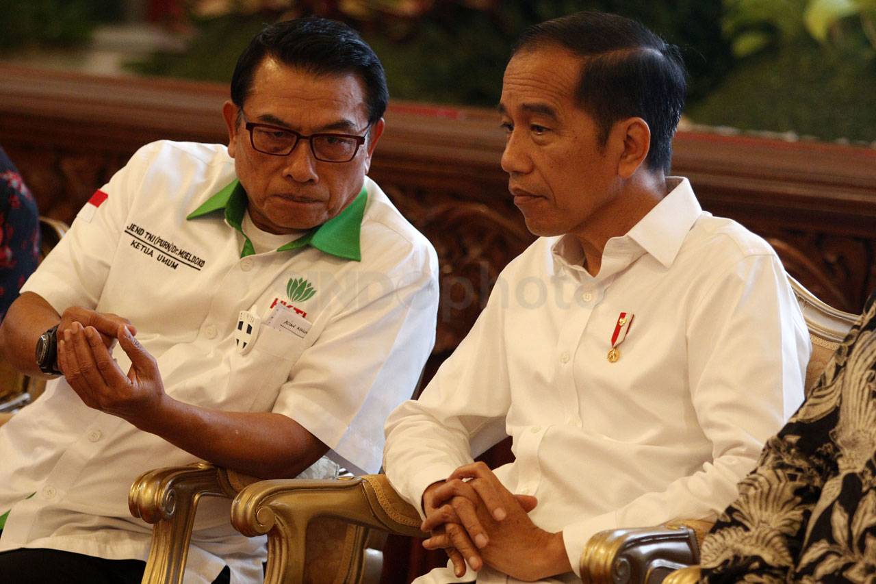 Presiden Jokowi Buka...