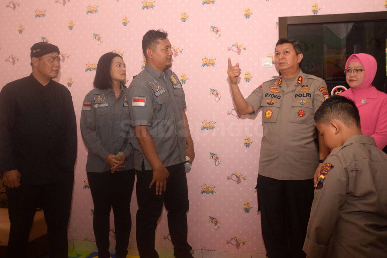 Kapolda Jateng Resmikan...
