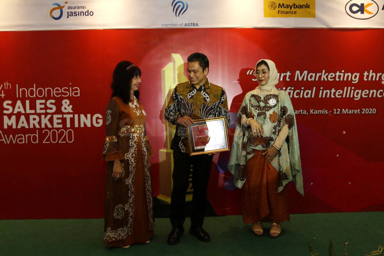 MNC Bank Raih ISMA Award...