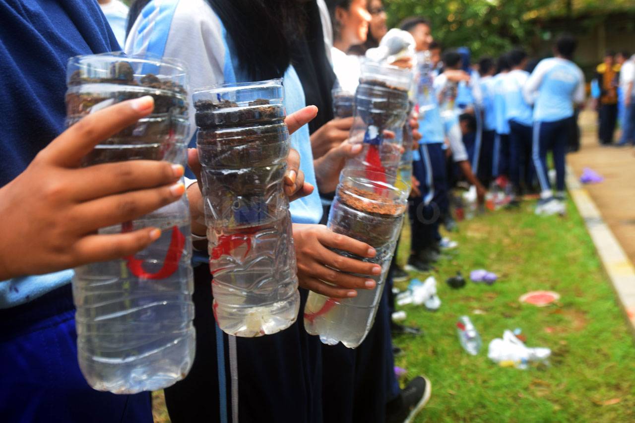 Siswa SMPN 33 Semarang...