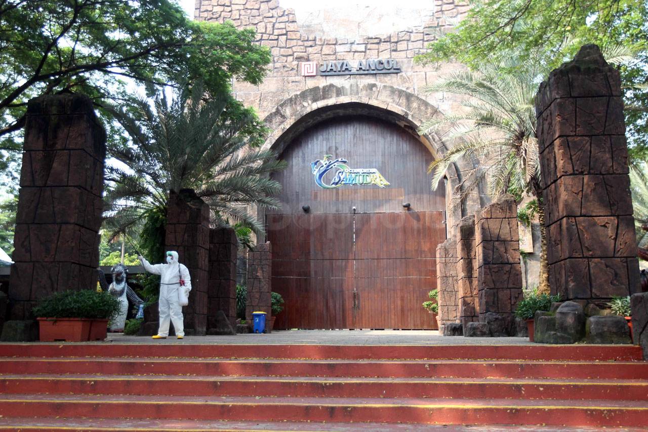 Kawasan Ancol Ditutup,...