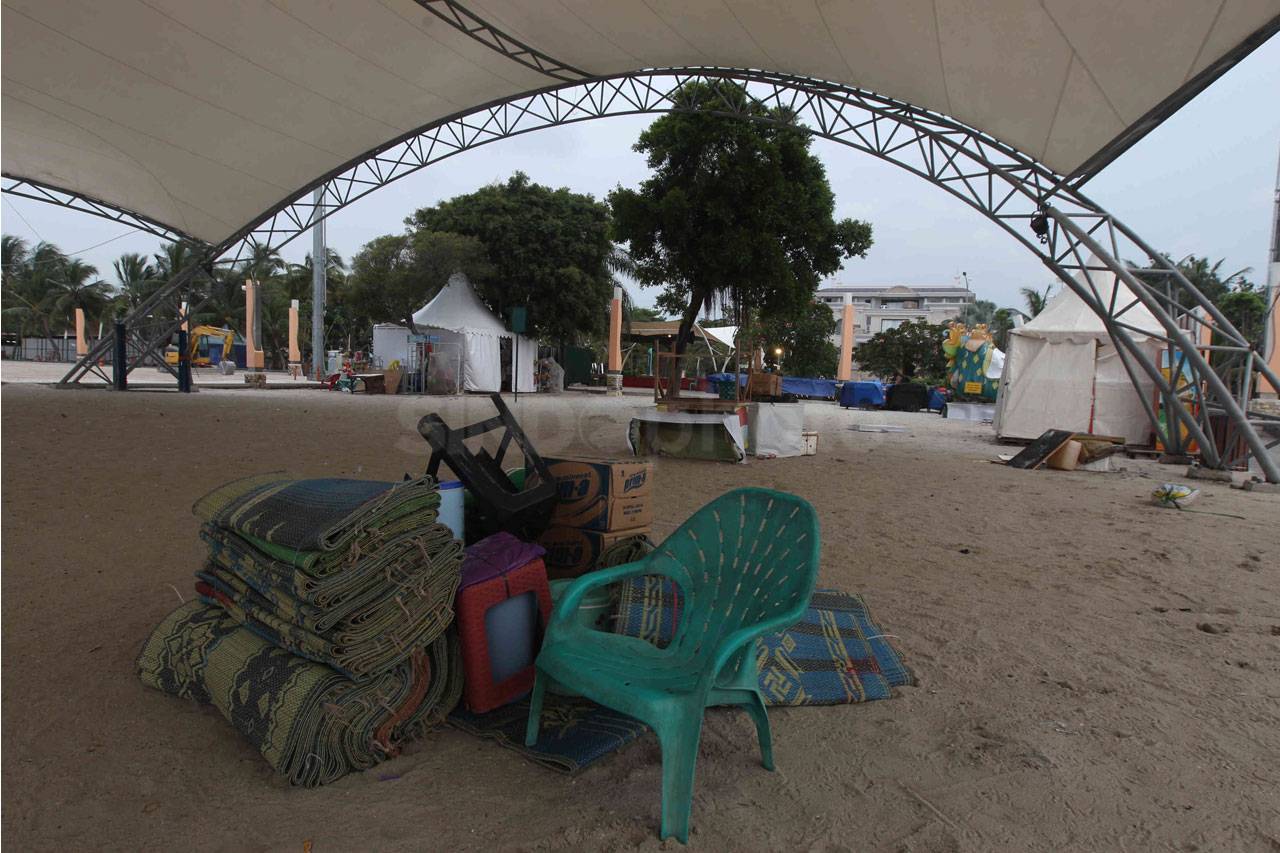 Suasana Pantai Ancol...