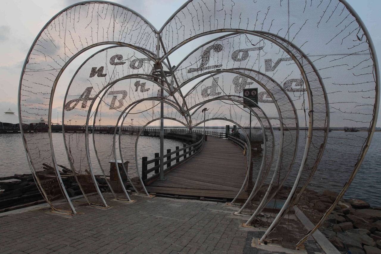 Suasana Pantai Ancol...