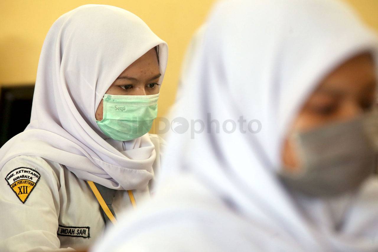 Di Tengah Wabah Corona,...