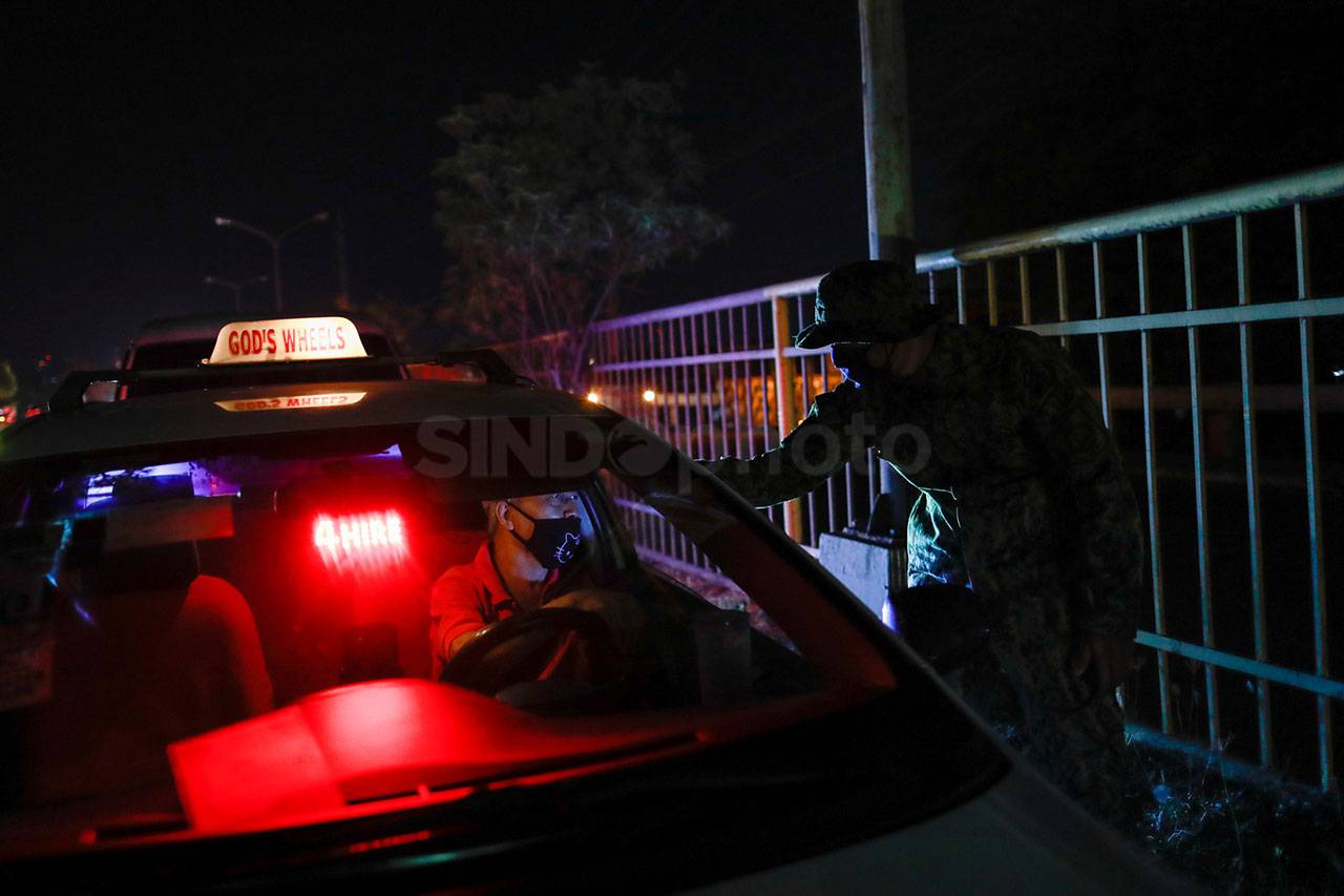 Manila Lockdown, Polisi...