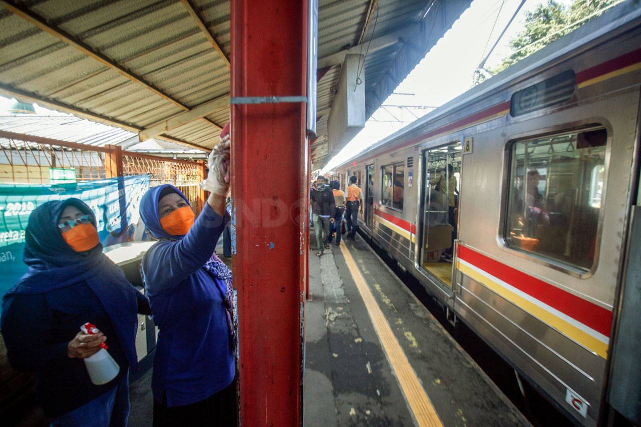 Cegah Corona, Relawan...