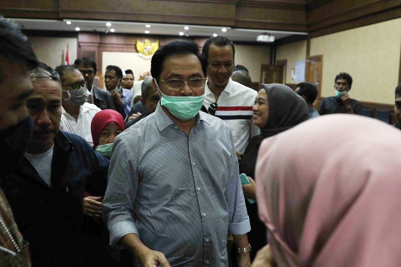 Eks Gubernur Kepri Nurdin...