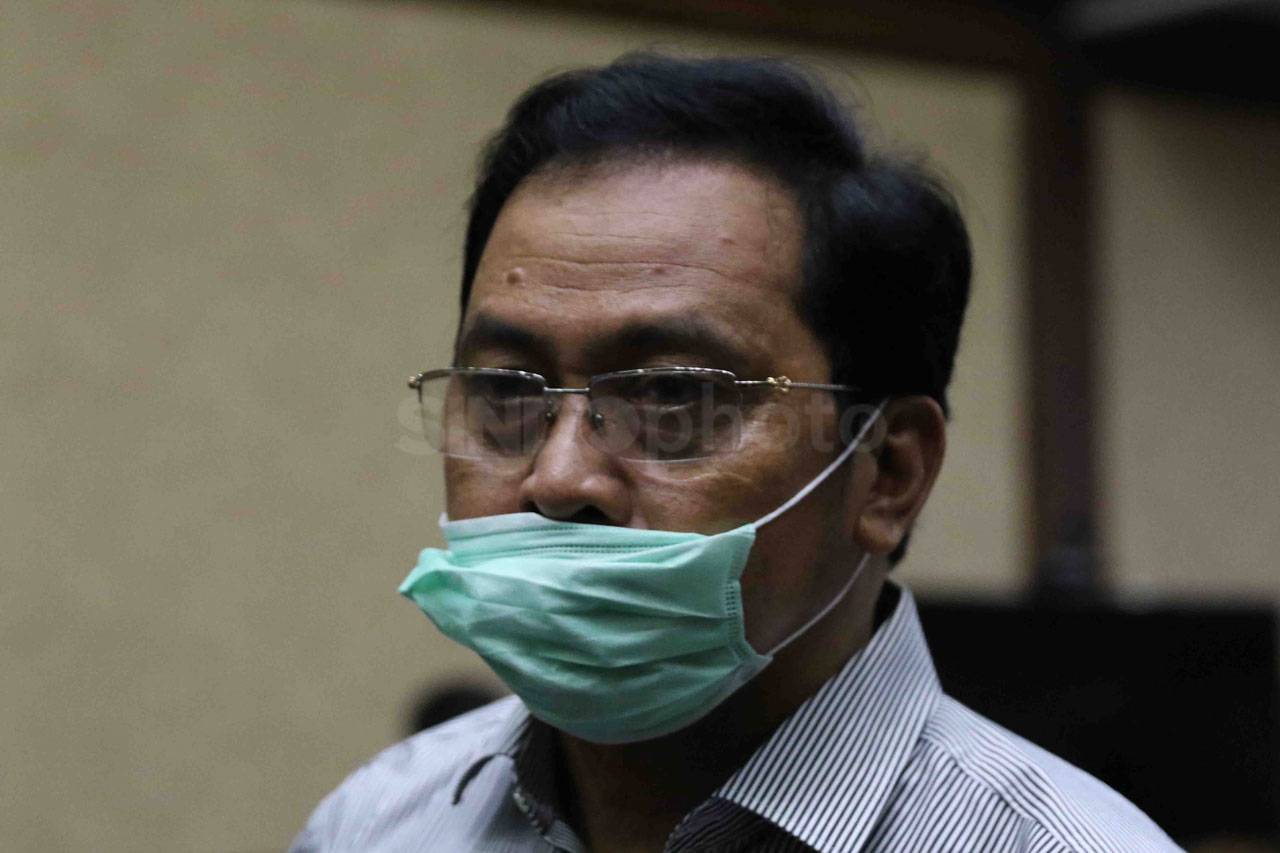 Eks Gubernur Kepri Nurdin...