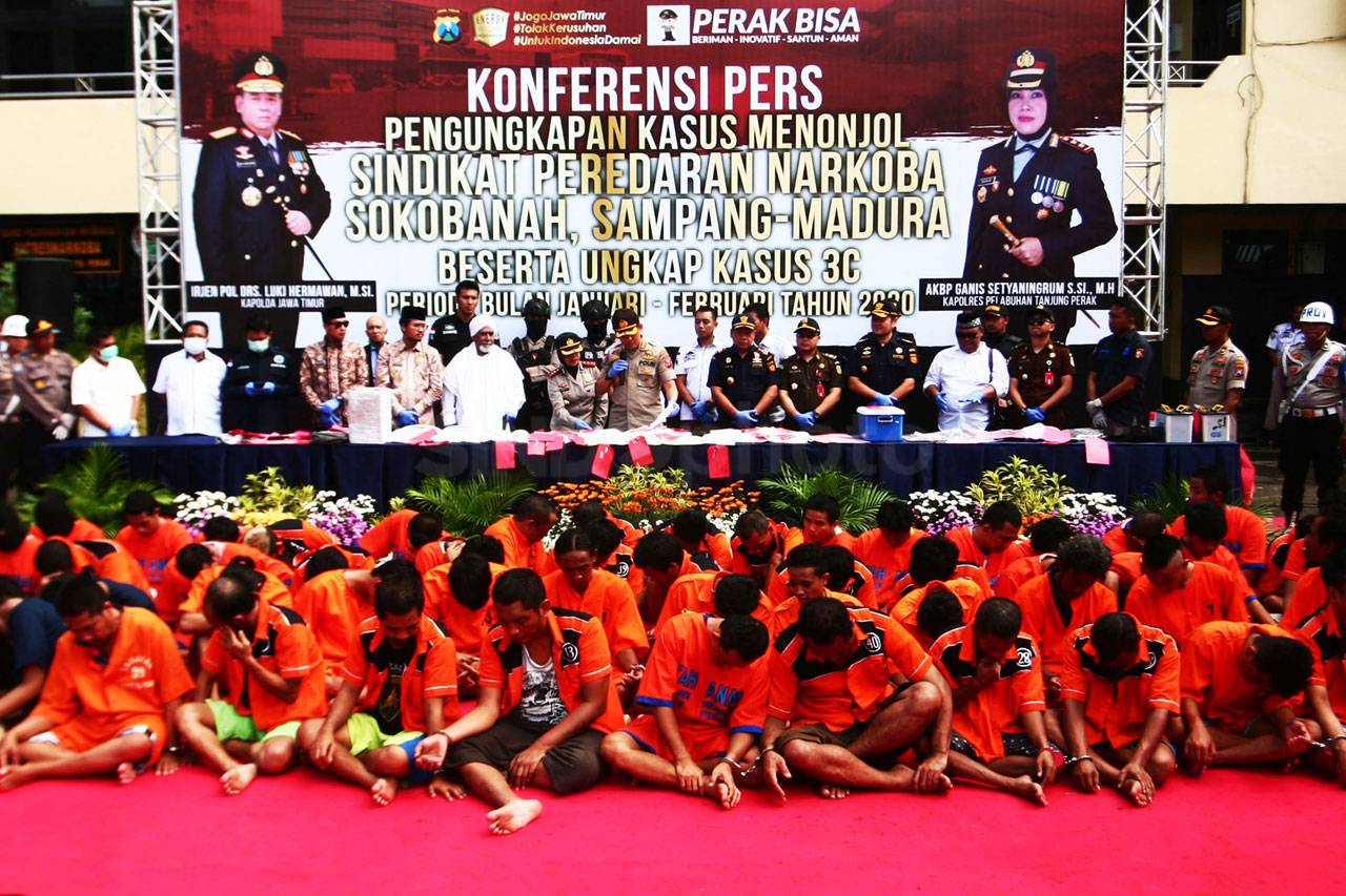Polres Tanjung Perak...