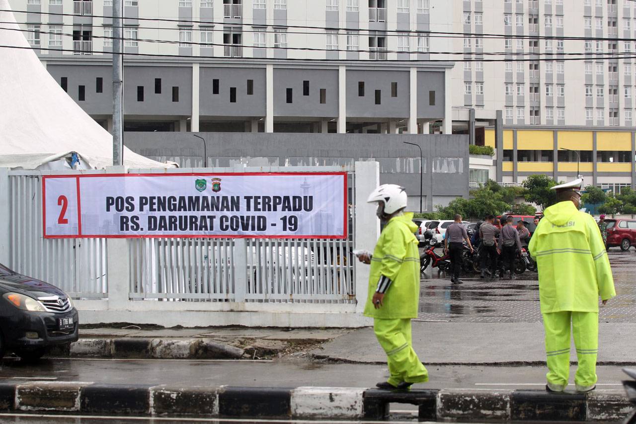 Persiapan RS Darurat...
