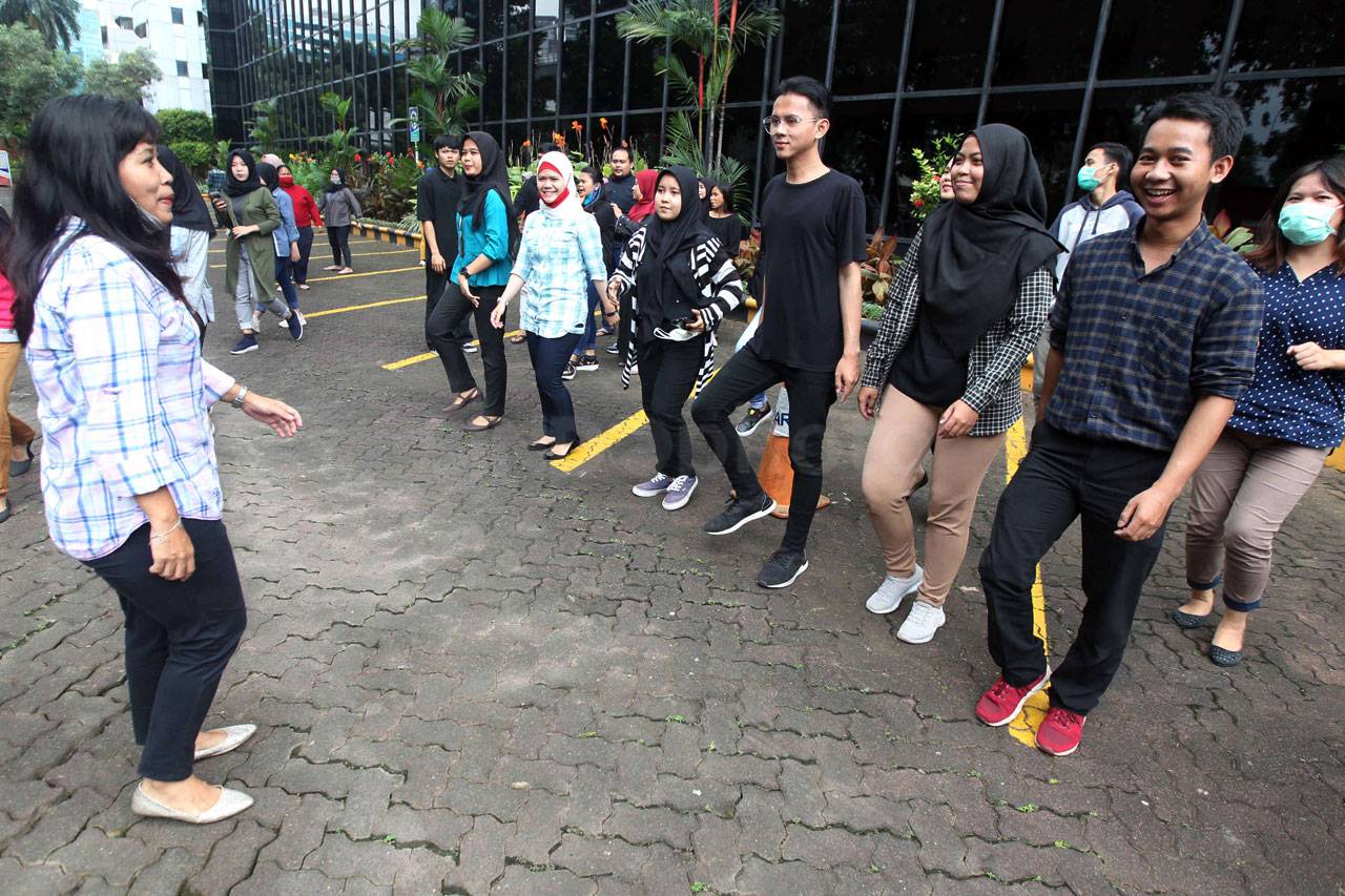 Berbagai Cara Ditempuh...