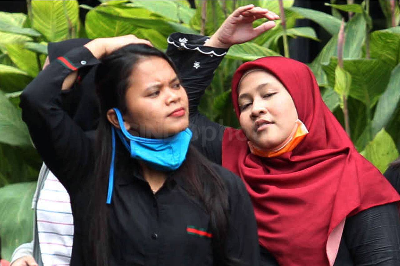 Berbagai Cara Ditempuh...