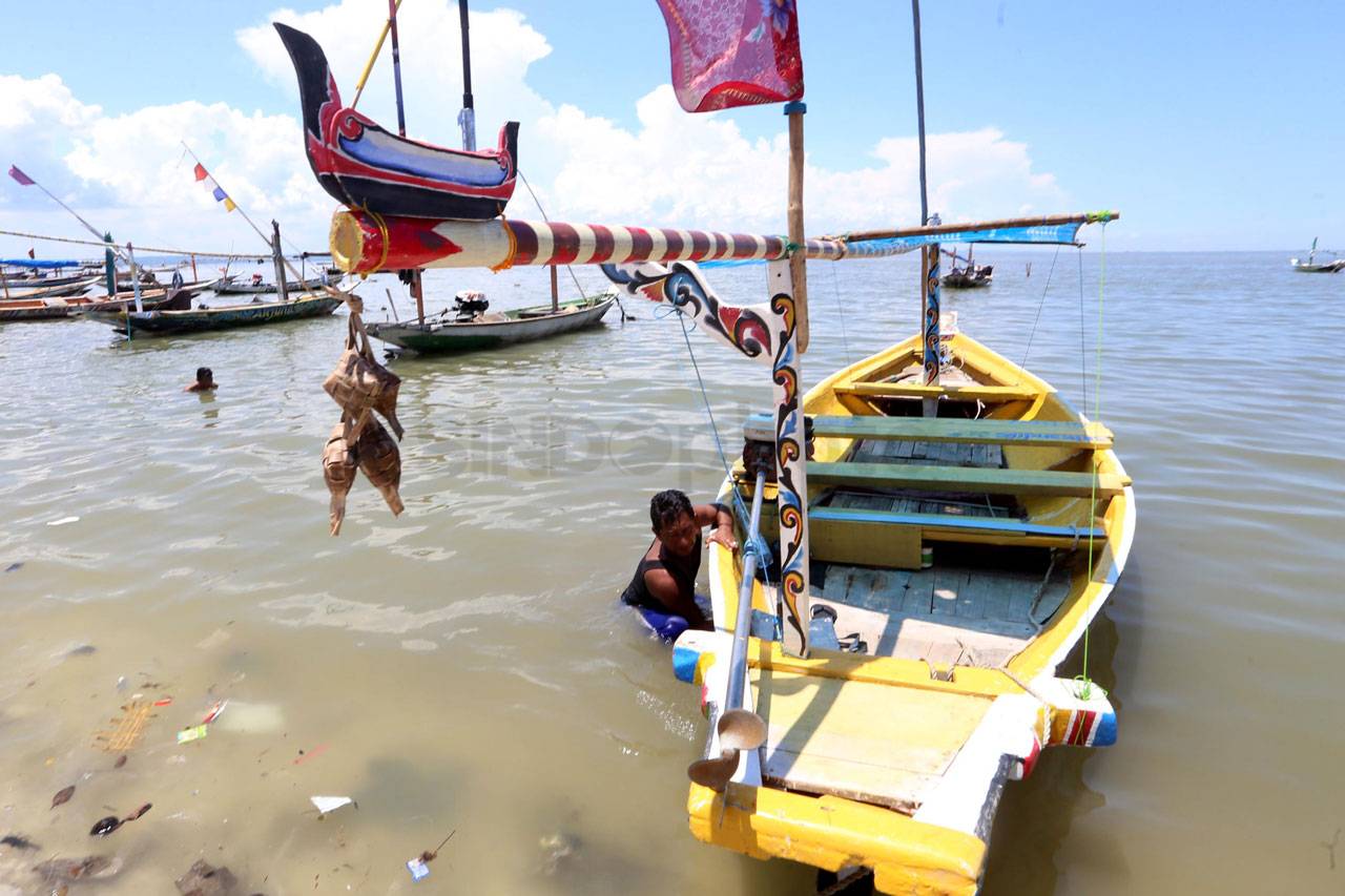 Nelayan Tradisional...
