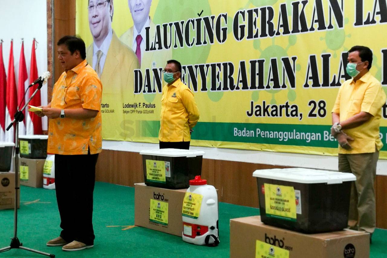 Airlangga Hartarto Hadiri...