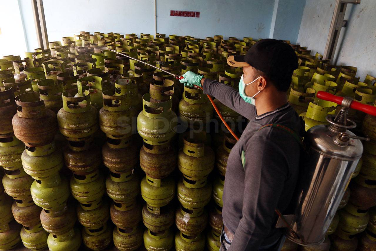 Tabung Gas Elpiji Disemprot...