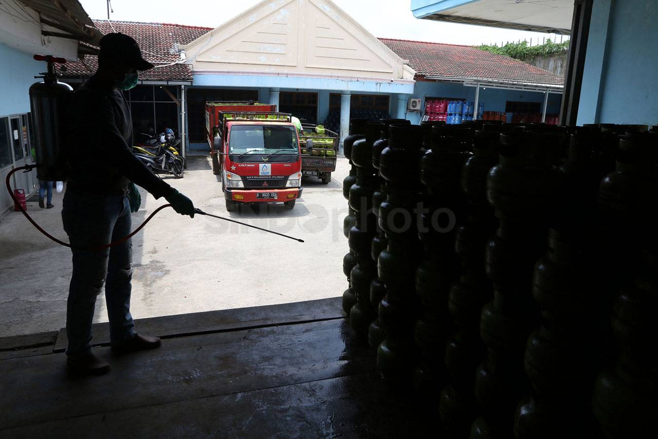 Tabung Gas Elpiji Disemprot...