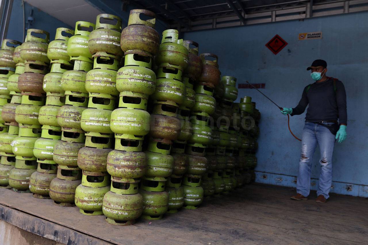 Tabung Gas Elpiji Disemprot...