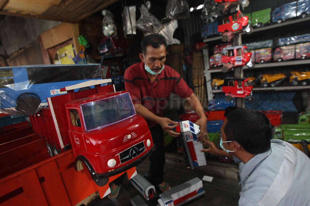 Dampak Corona, Omset...
