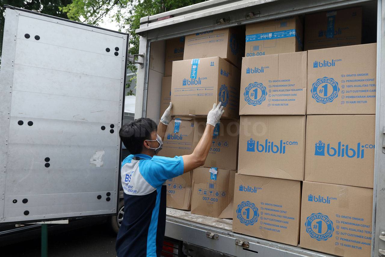 Blibli Salurkan Bantuan...