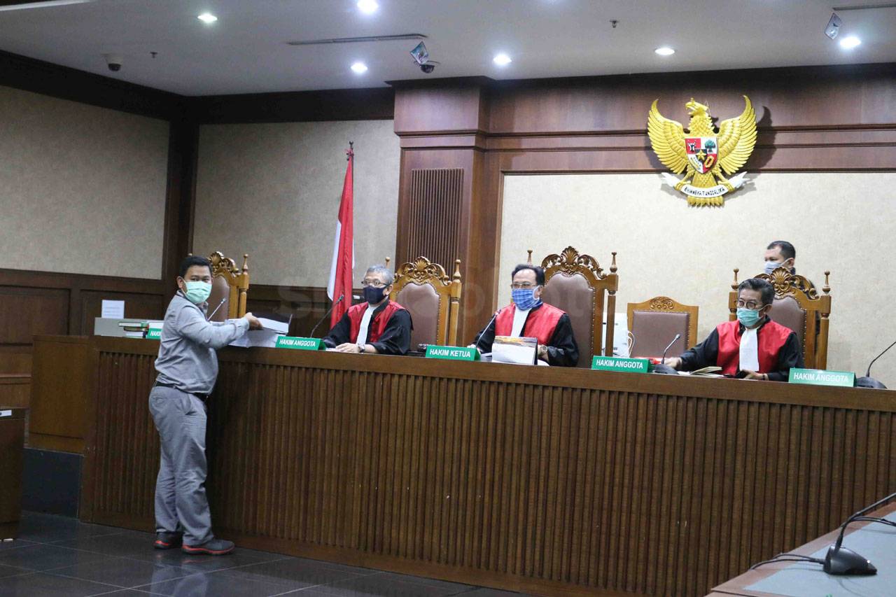 Eks Anggota DPR Sukiman...