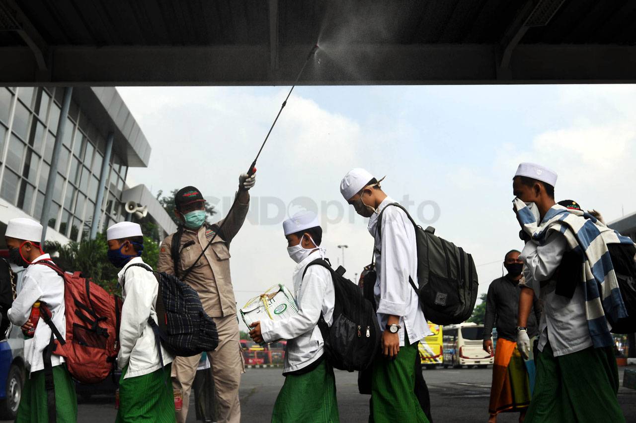 Cegah Penyebaran Corona,...