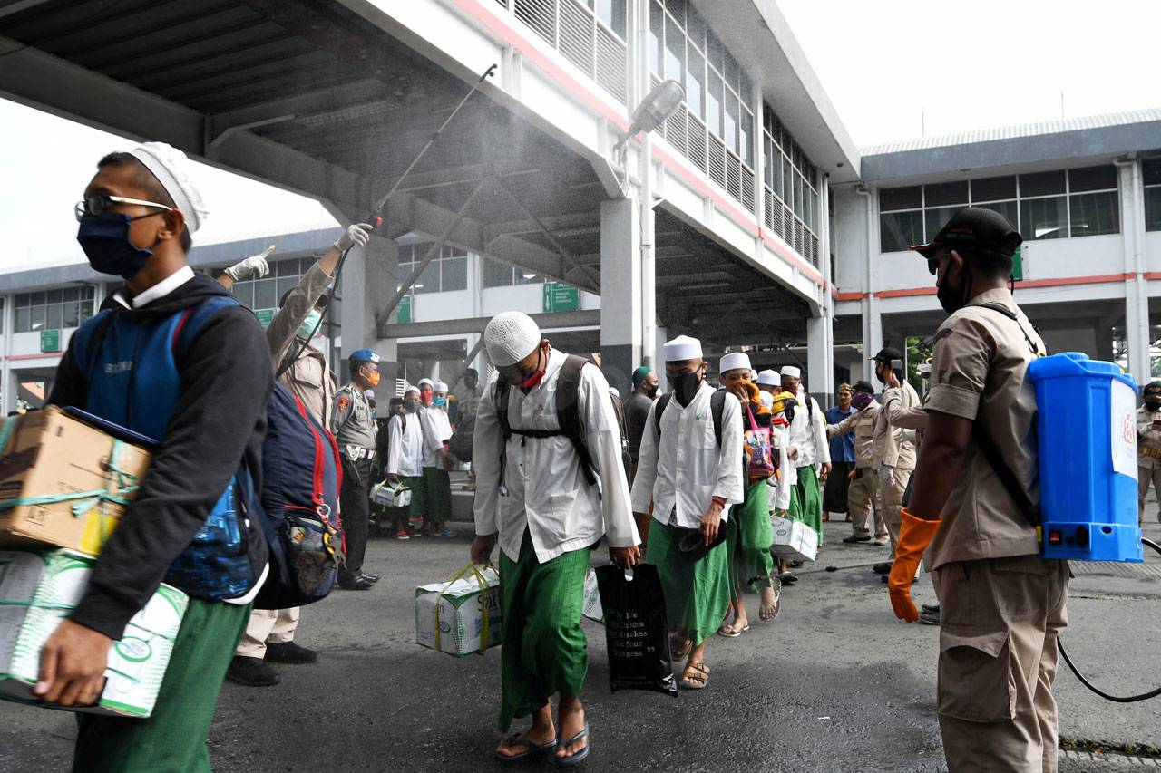 Cegah Penyebaran Corona,...