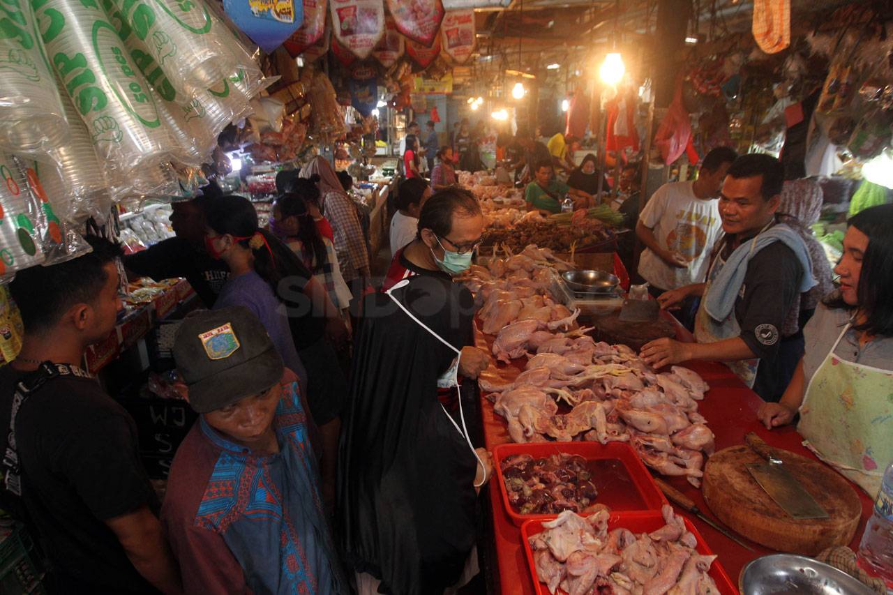 Pasar Pondok Labu Masih...