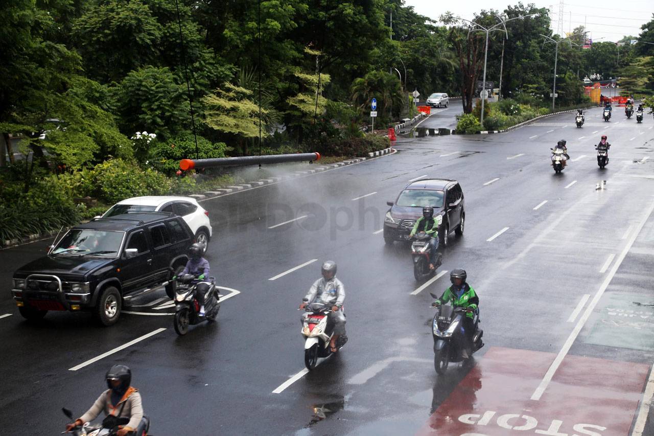 Semprotan Disinfektan...