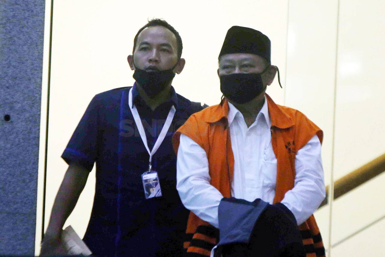 Bupati Sidoarjo Nonaktif...